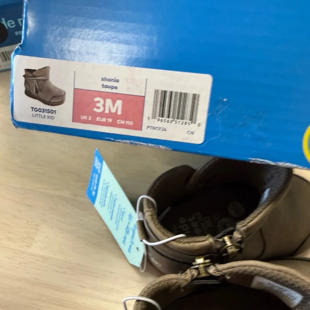 New! Stride Rite Shania taupe boots